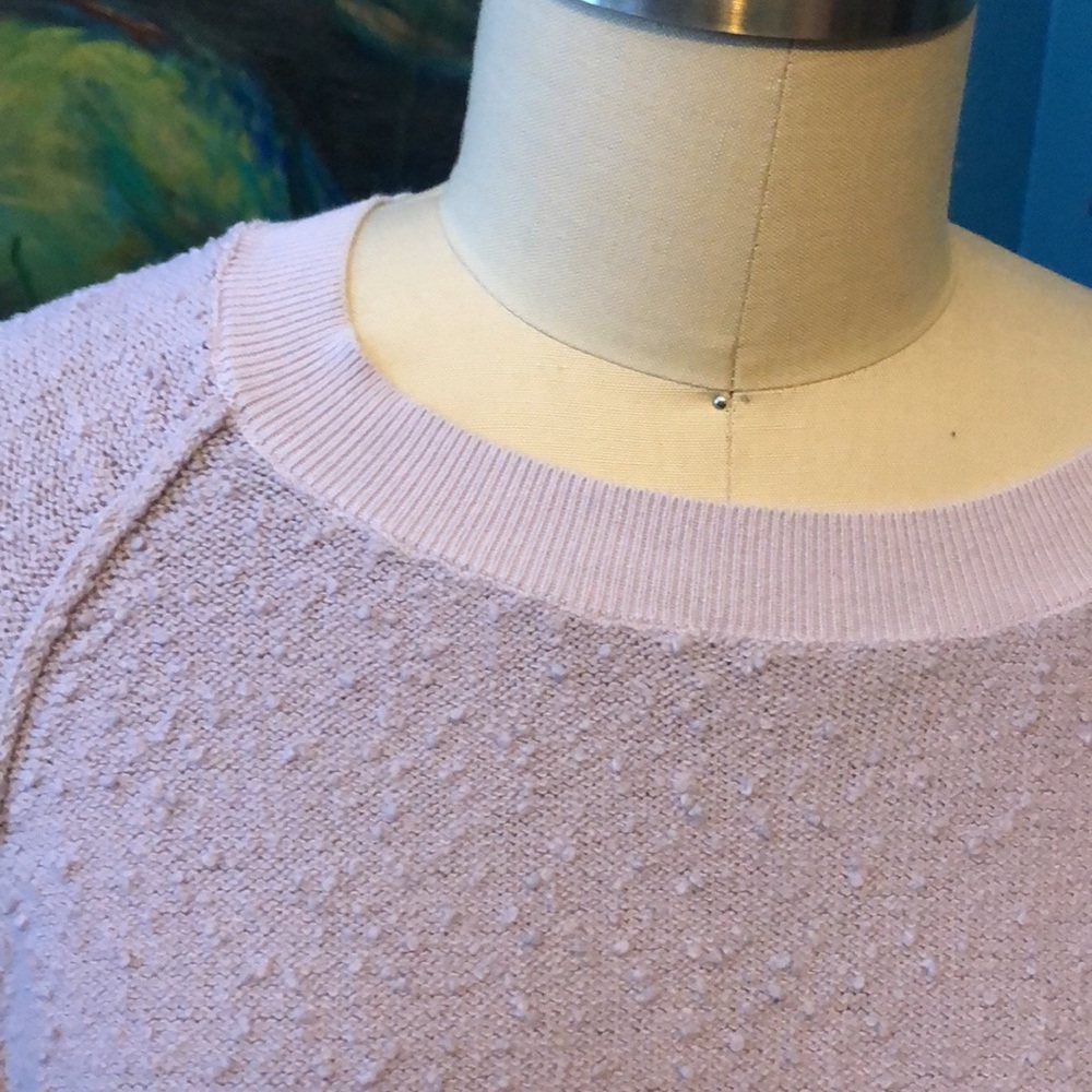 Hersy lavendar nubby sweatshirt with wide Henley shoulder seams. Modern crewneck - Picture 3 of 9